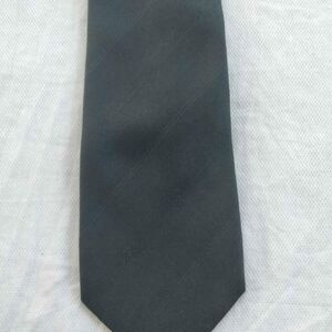 Concord Collection CC Navy 100% Pure Silk   Men's Necktie Hand Made In Italy